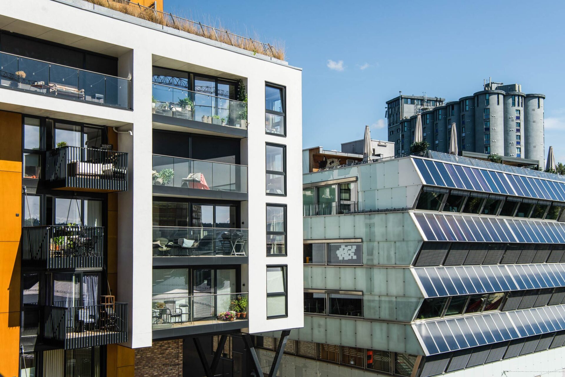 Appartment buildings in Oslo with solar panels.